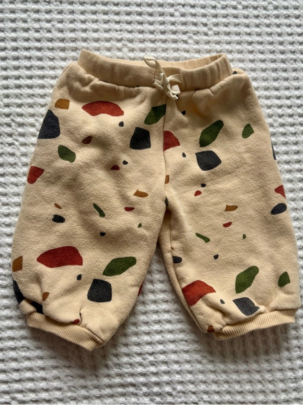 Organic Zoo Terrazzo Organic Cotton Tan Joggers Pants: 3-6M